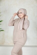 JOGGING FEMME SWEAT LONG AVEC CAPUCHE BEIGE – Image 4