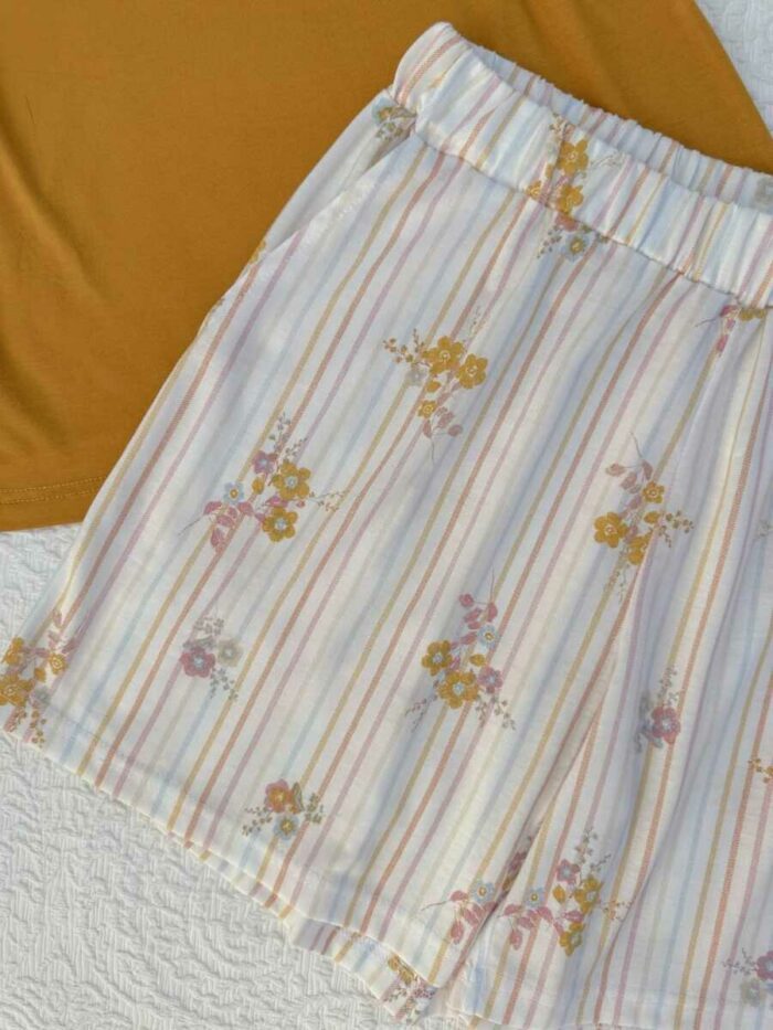 Pyjama femme – Caraco dentelle & short fleuri Moutarde – Image 2